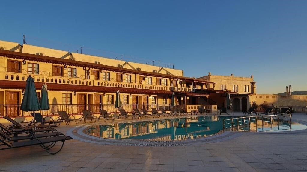 Фотография Burcu Kaya Hotel 4*