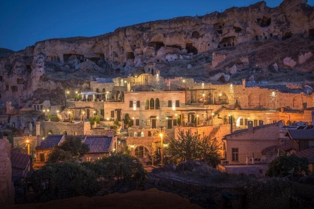 Отель Dere Suites Cappadocia (ex. Dere Suites Hotel, Dere Suites) 4*