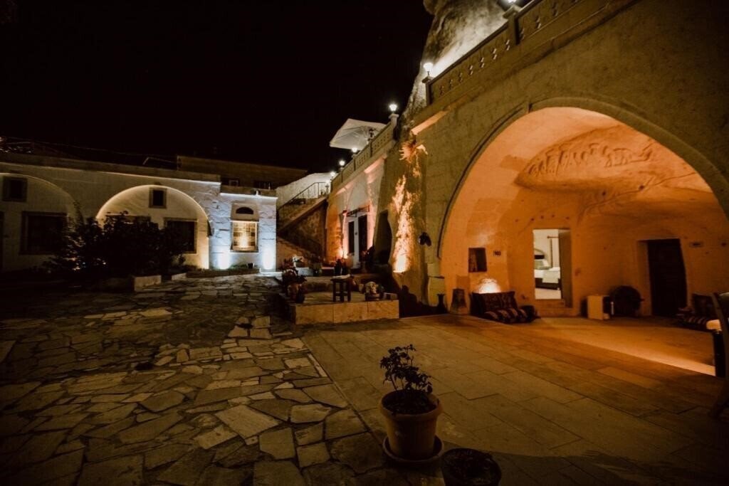 Изображение Ortahisar Cave Hotel 3*