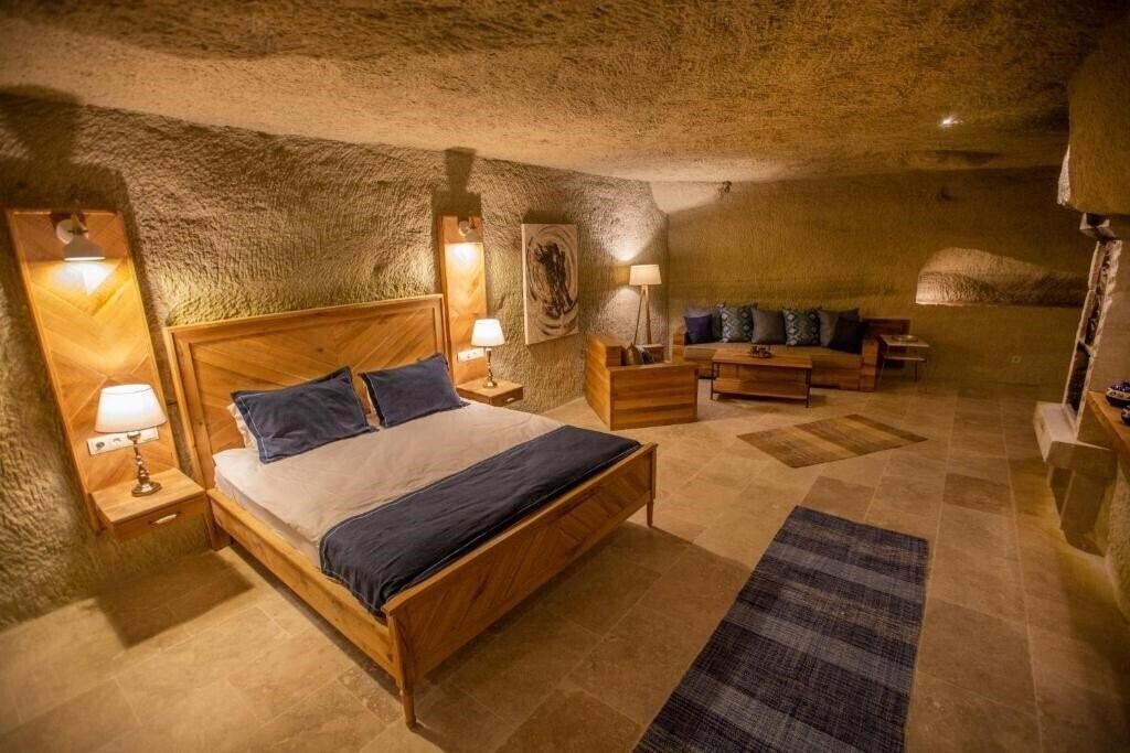 Изображение Azure Cave Suites 4*