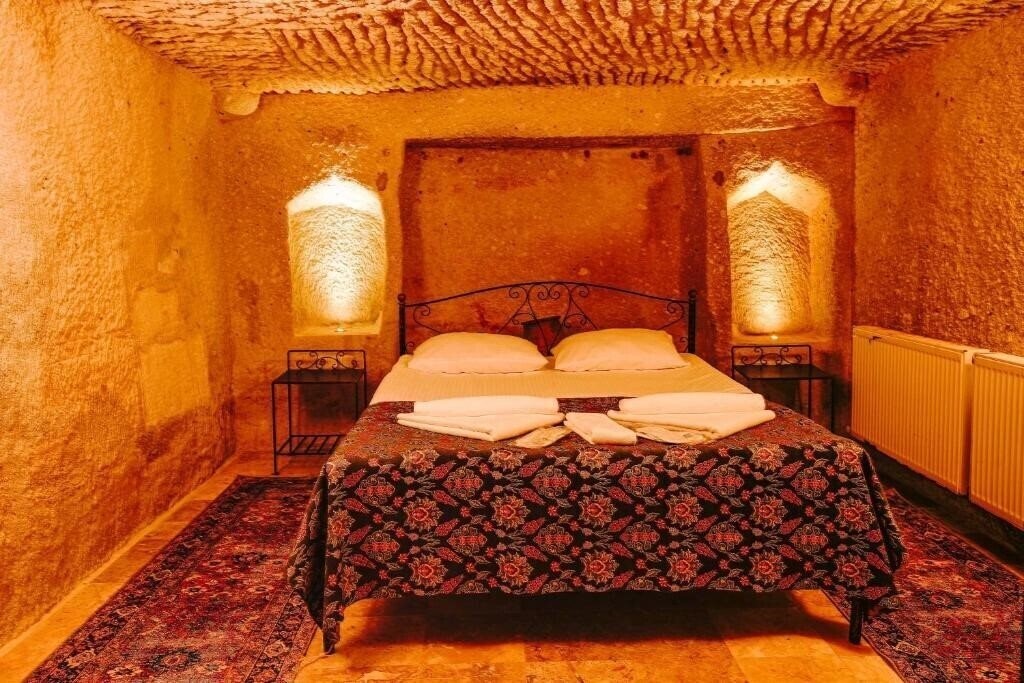 Фотография Alaca Cave Cappadocia (ex. Alaca Cave Cappadocia Boutique, Caravanserai Cave Hotel) 3*