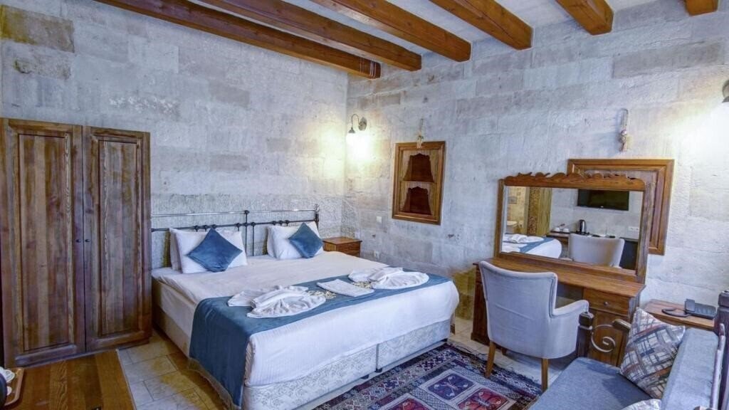 Картинка Elegance Cave Suites 4*