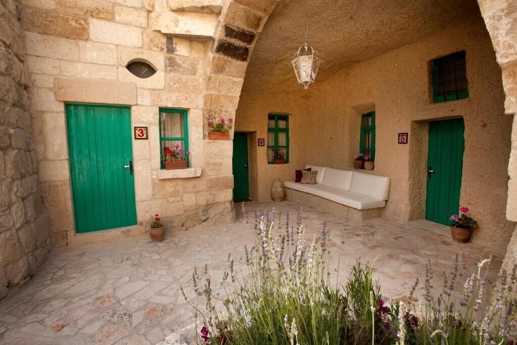 Фото Hezen Cave Hotel 4*