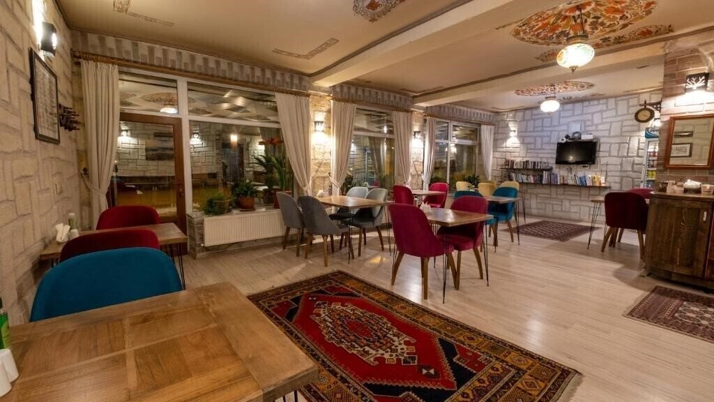 Фотография In Stone House 3*