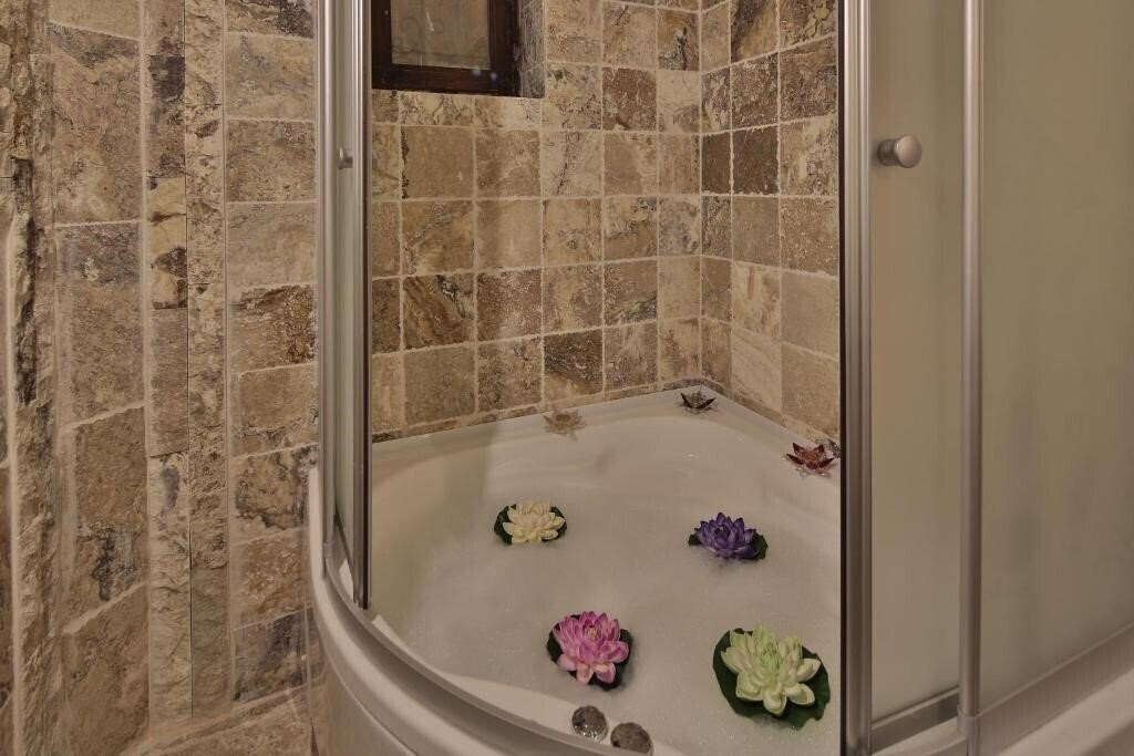 Фотография Old Town Stone House 3*