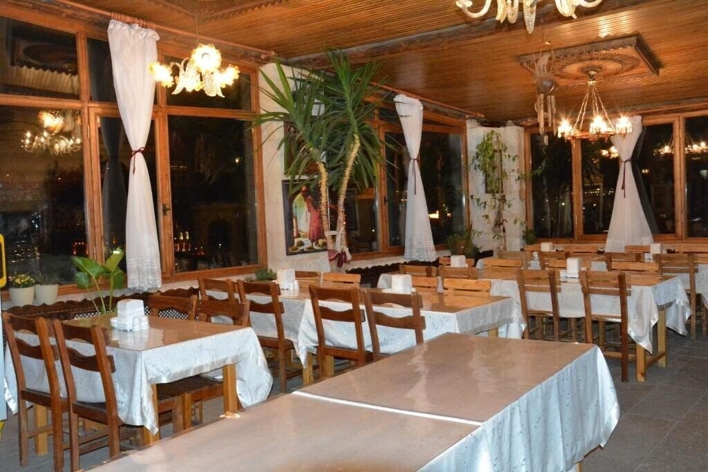 Фотография Travel Inn Cave Hotel 3*