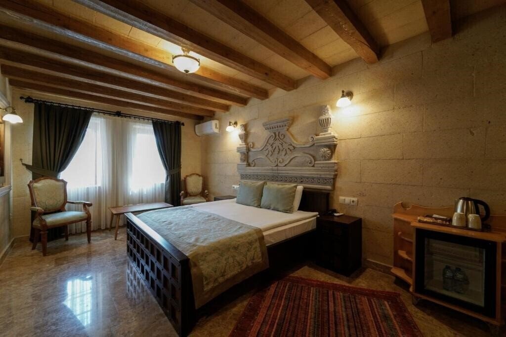 Картинка Cratus Stone Palace Hotel 4*