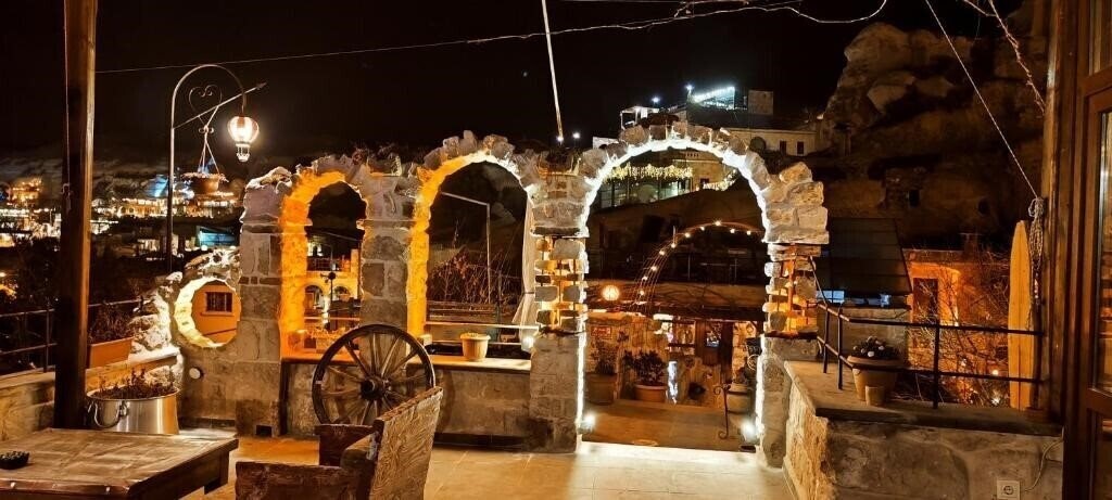 Картинка Vintage Cave House 3*