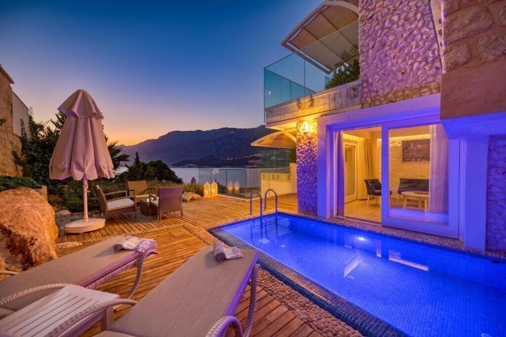 Картинка Peninsula Gardens 5*