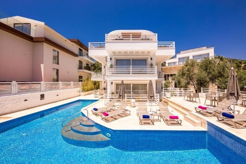 Фотография Kalkan Saray Suites 4*