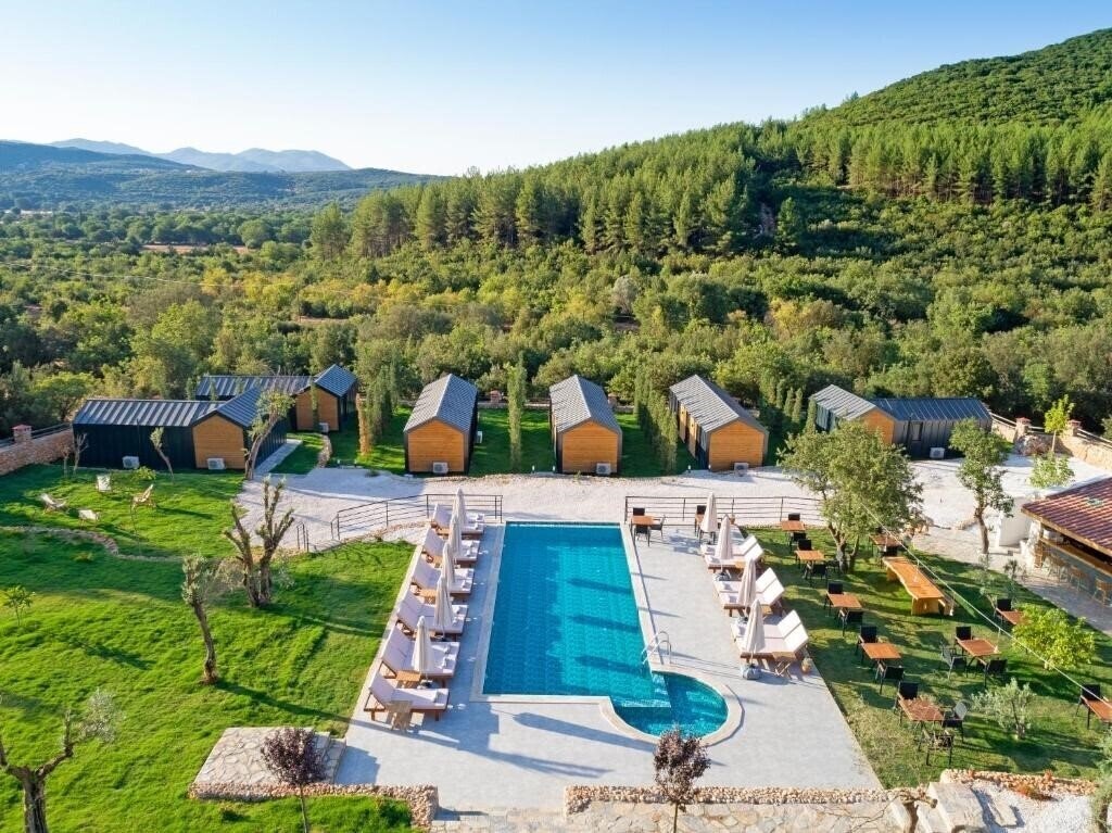 Отель Kairos Hotel 3*