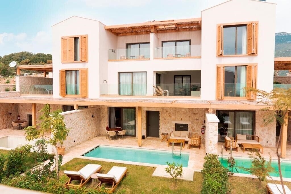 Отель Novva Hotels Kas 3*