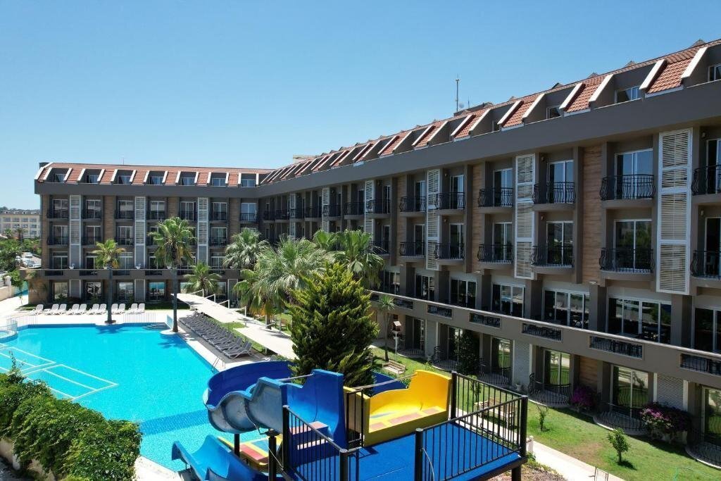 Фото Camyuva Beach 4*