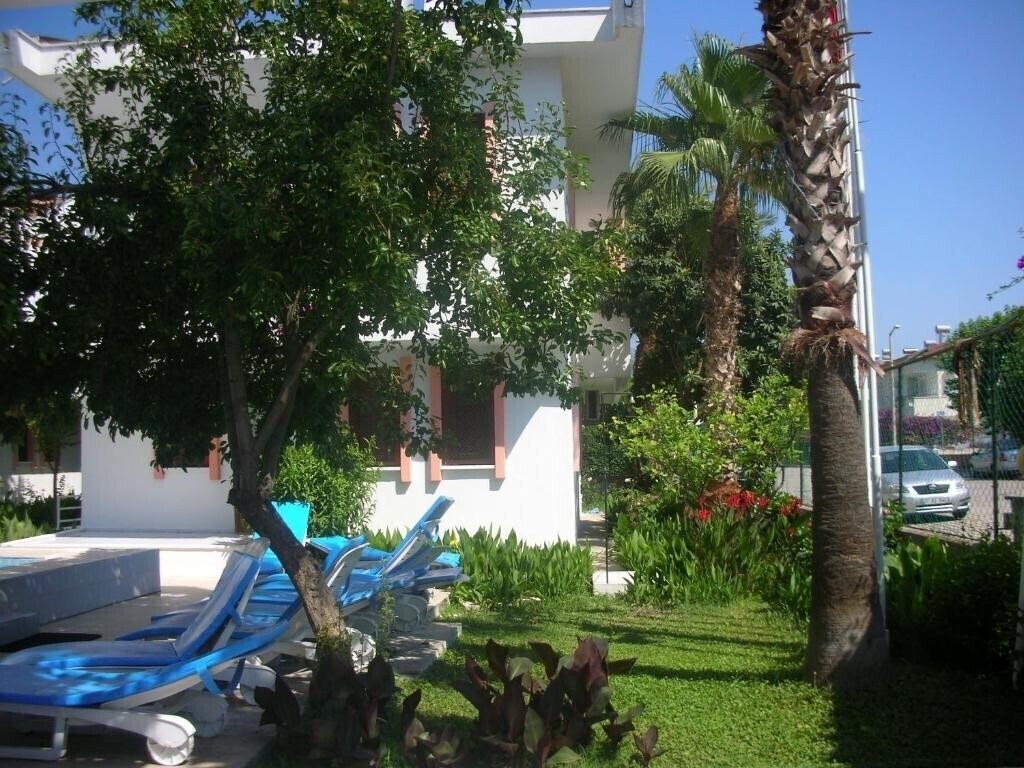 Изображение Flower Hotel 3*