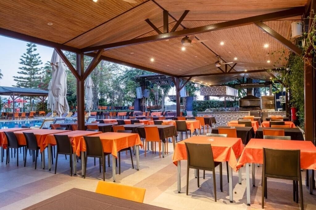 Фотография Fame Beach Hotel (ex. Fame Residence Beach Park) 4*