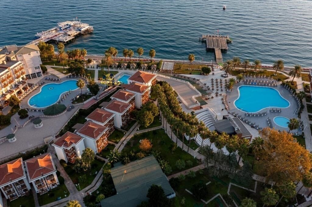 Отель Corendon Hydros Club Kemer 5*
