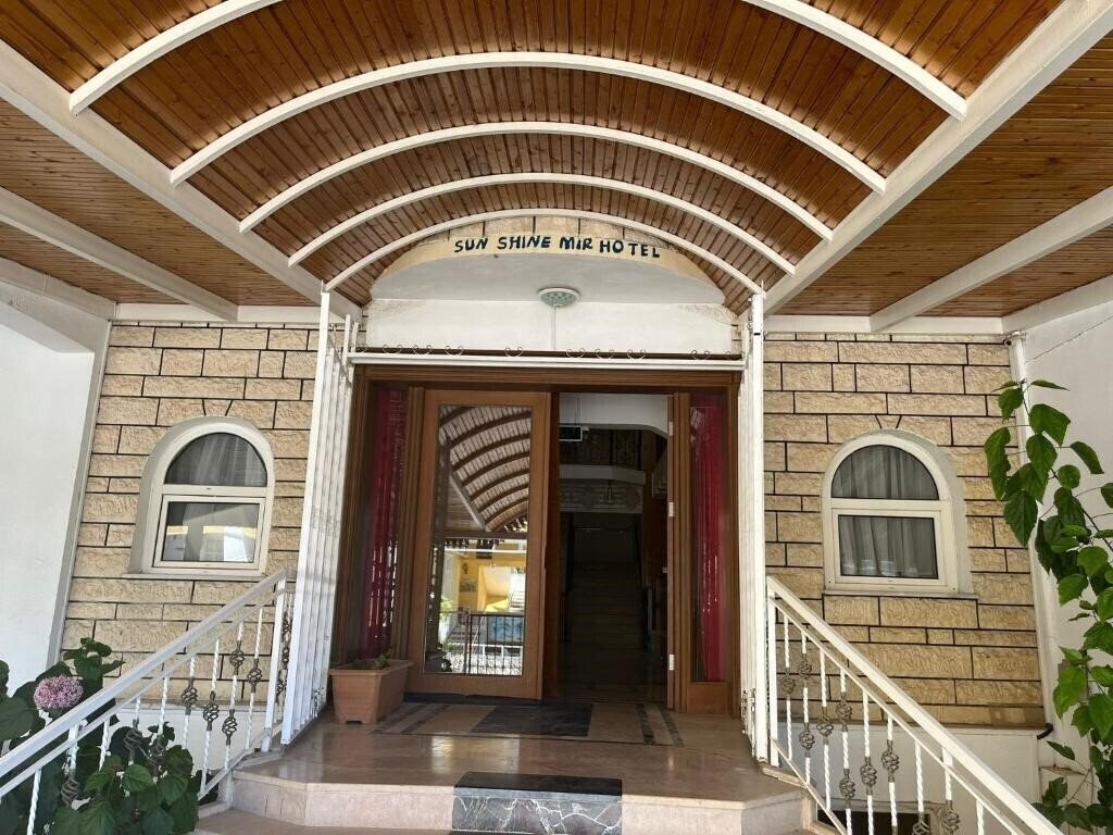 Фотография Sunshine Mir Hotel 3*