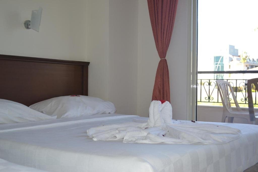 Фото Club Park Marina Hotel (ex. Peymen Hotel, Lims Bona Dea Park Hotel, Elamir Park) 3*