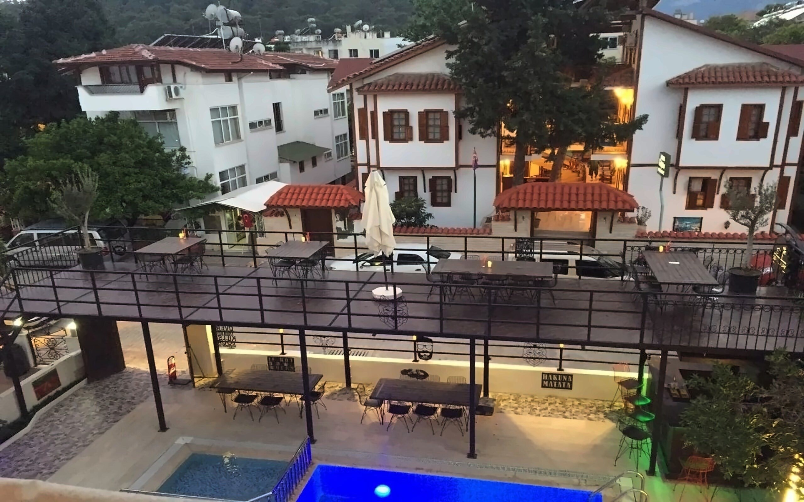 Отель Derin Luxury Hotel 3*