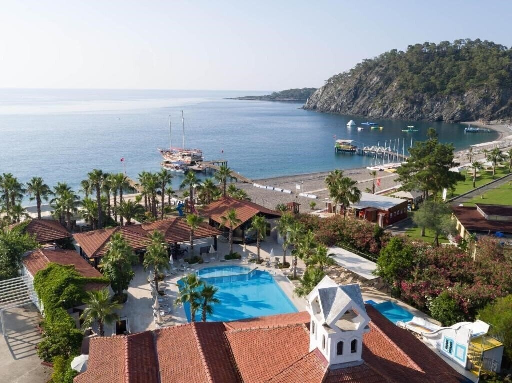 Отель MG Club Akman Beach Hotel (ex. Otium Park Akman Beach Resort, Larissa Akman Park Hotel, Halduns Beach Hotel) 4*