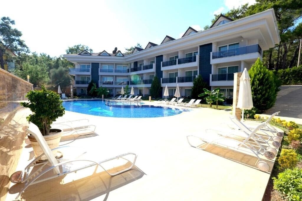 Отель Truemar Hotels & Suites 3*