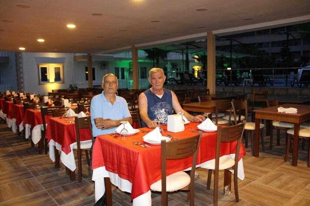 Фото Gold Stone Hotel (ex. Ozer Park) 3*