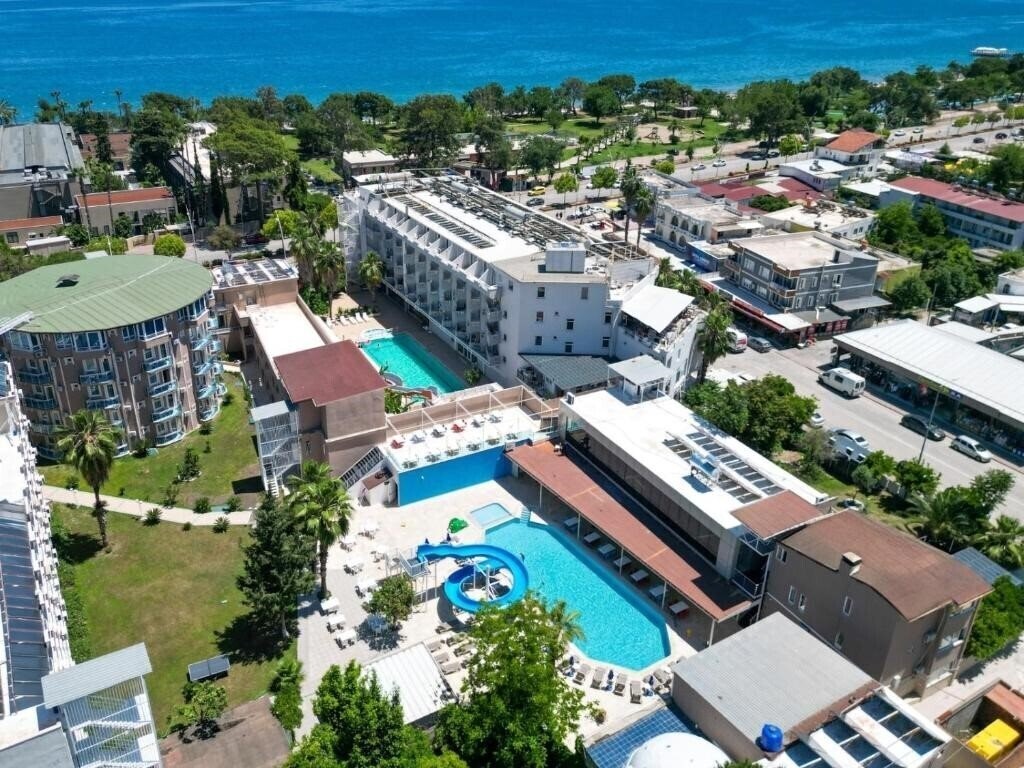 Отель Marinez Hotel 4*