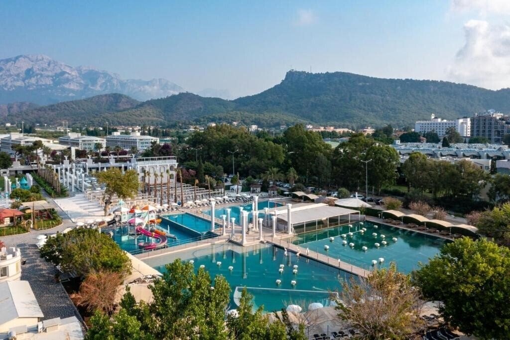 Отель Miarosa Kemer Beach (ex. Daima Resort Hotel) 5*