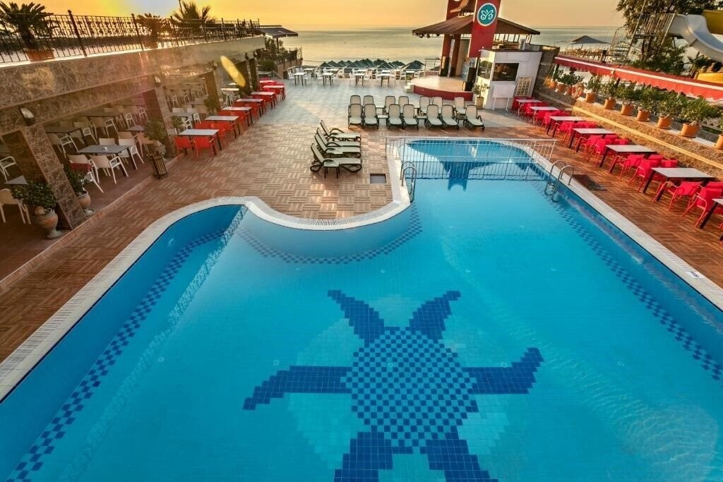 Отель Alerya Belport Beach Hotel (ex. Belport Beach Hotel, Aytunlar Hotel Beldibi) 4*