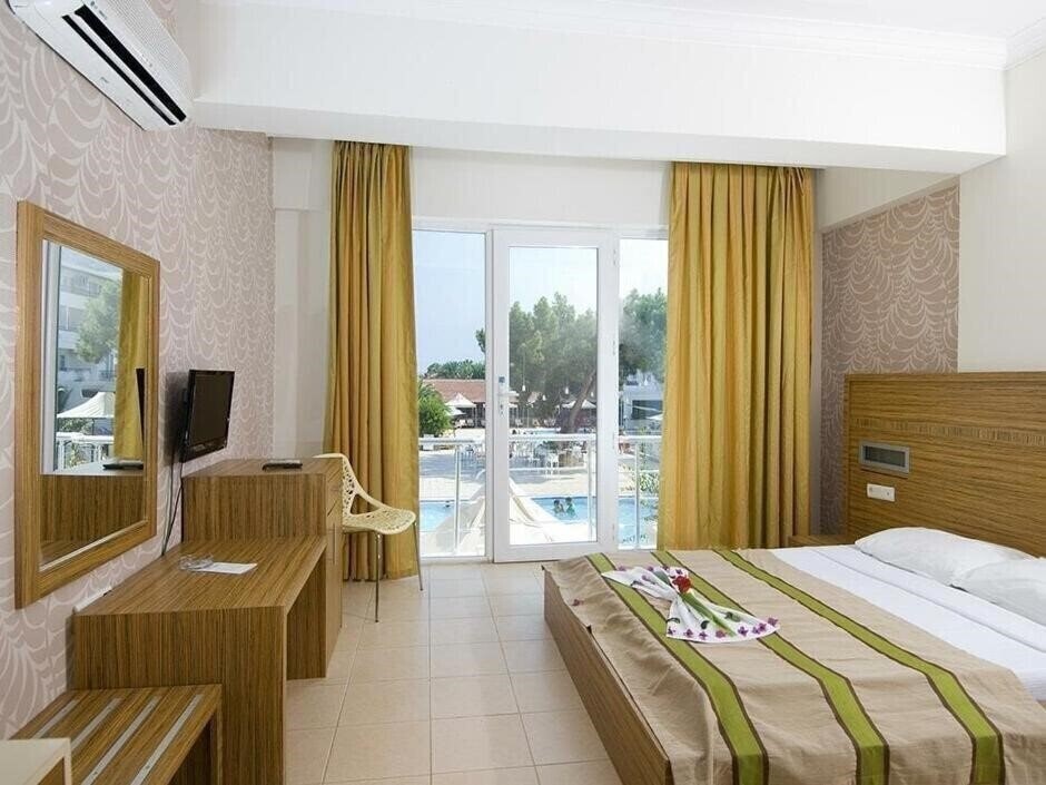 Фотография Aquabella Beach Hotel 3*
