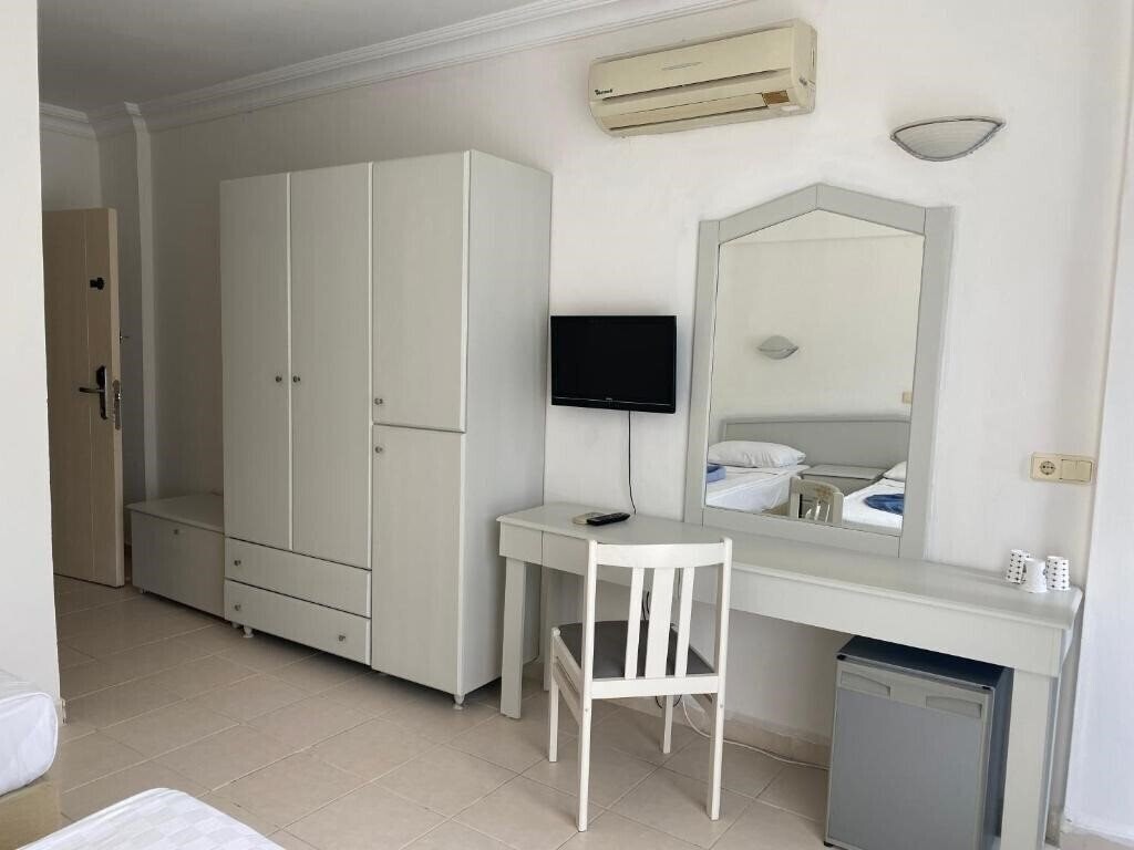 Изображение Aquabella Beach Hotel 3*