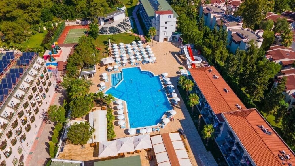 Отель Eldar Garden Resort (ex. Armas Garden Resort, Larissa Vista Hotel) 4*