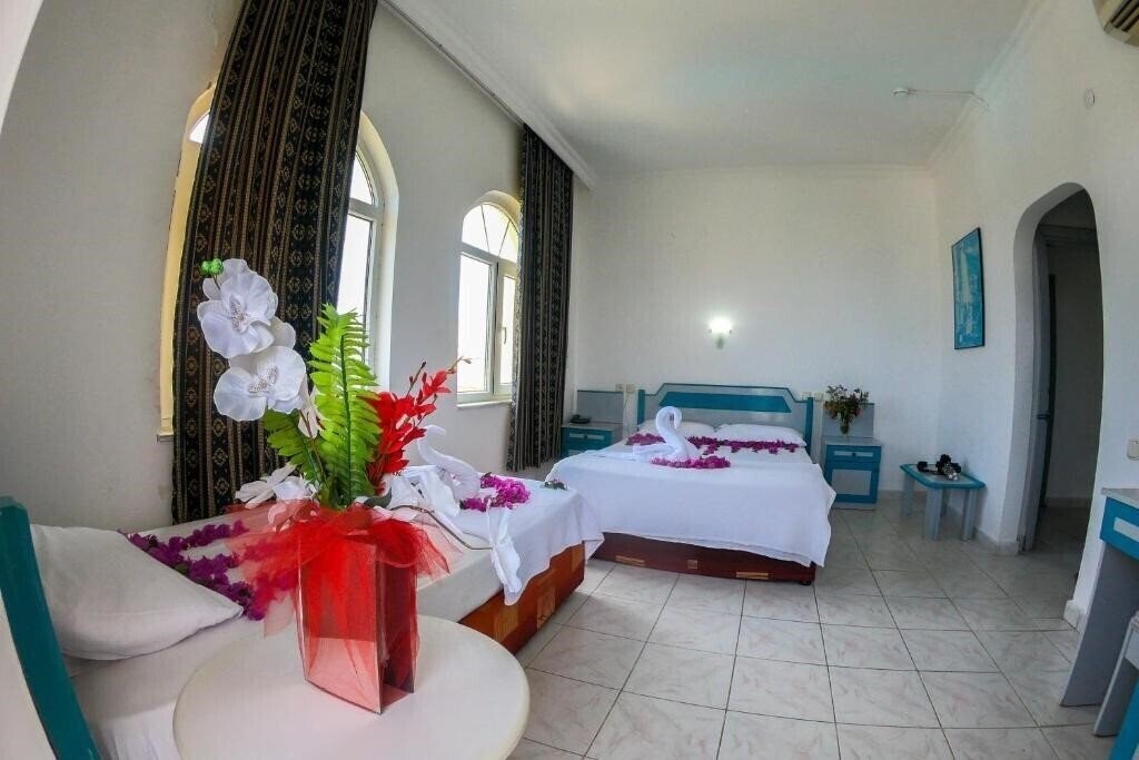 Отель Marin Hotel 3*