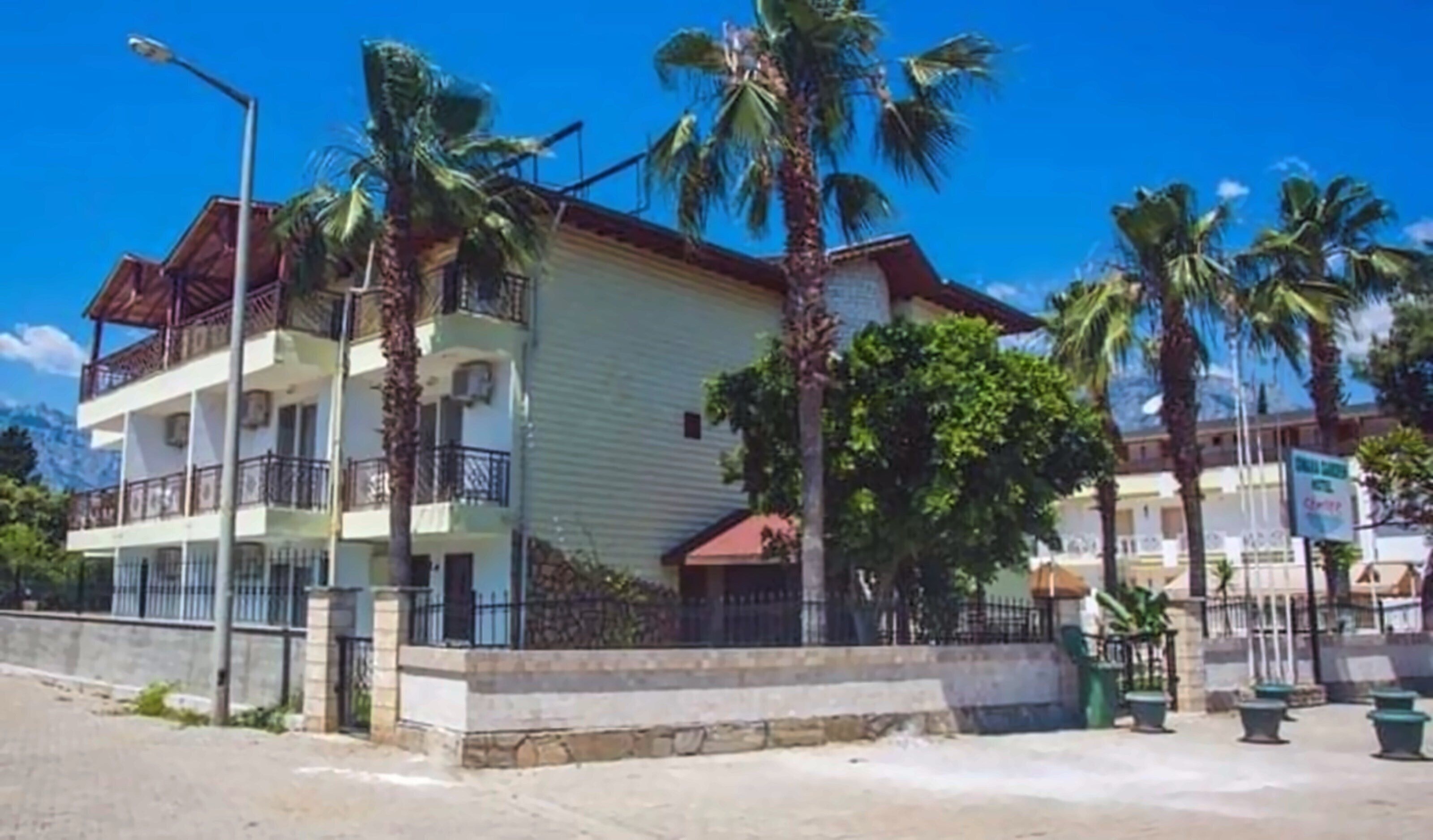 Отель Dinara Otel (ex. Kemper Dinara Hotel) 3*