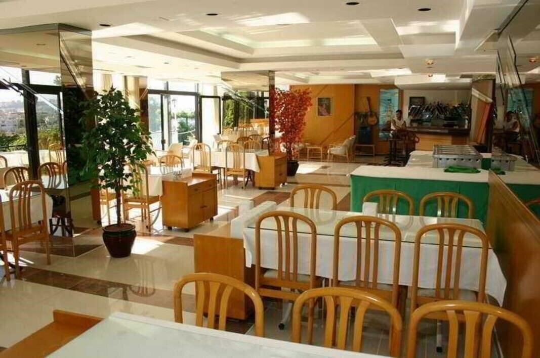 Картинка Alp Hotel 2*