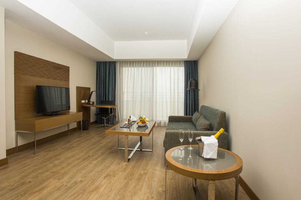 Изображение Liberty Kusadasi (ex. Seven Seas Sealight Elite) 5*