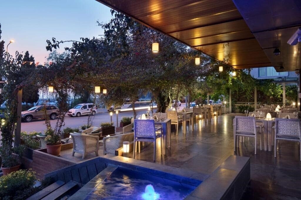 Картинка Doubletree by Hilton Kusadasi 5*