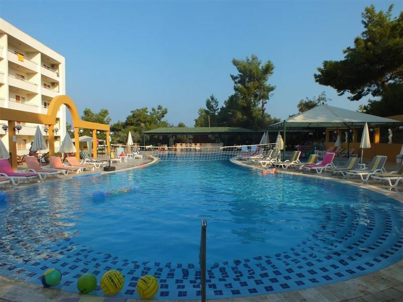 Фото Tuntas Apart Hotel Kusadasi 4*