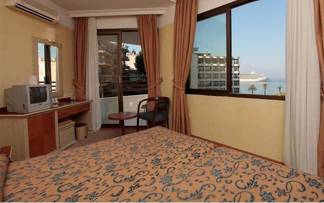 Фото Palm Hotel 4*