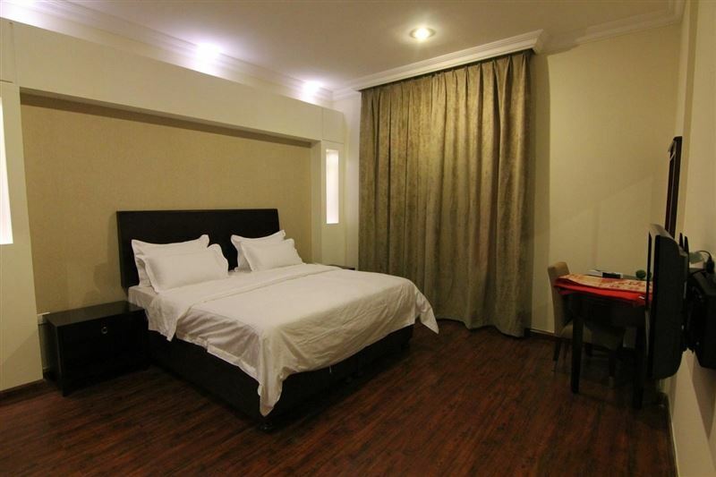 Картинка Flora Suites Hotel 3*