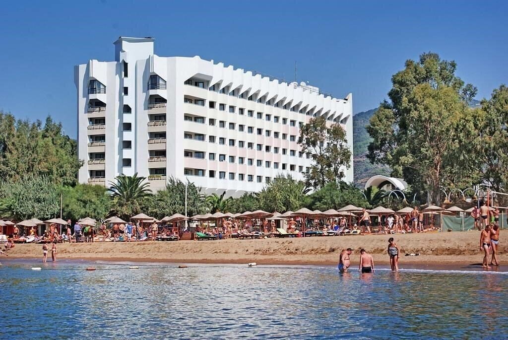 Отель Ladonia Hotels Kesre 5*