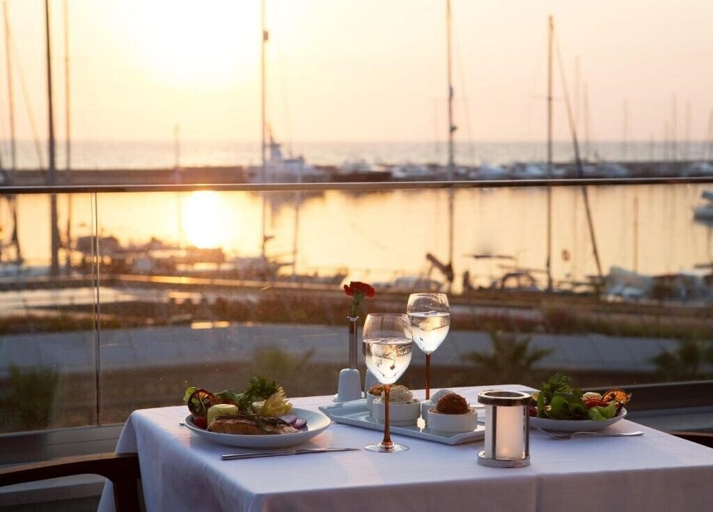 Картинка Paloma Marina Suites 4*