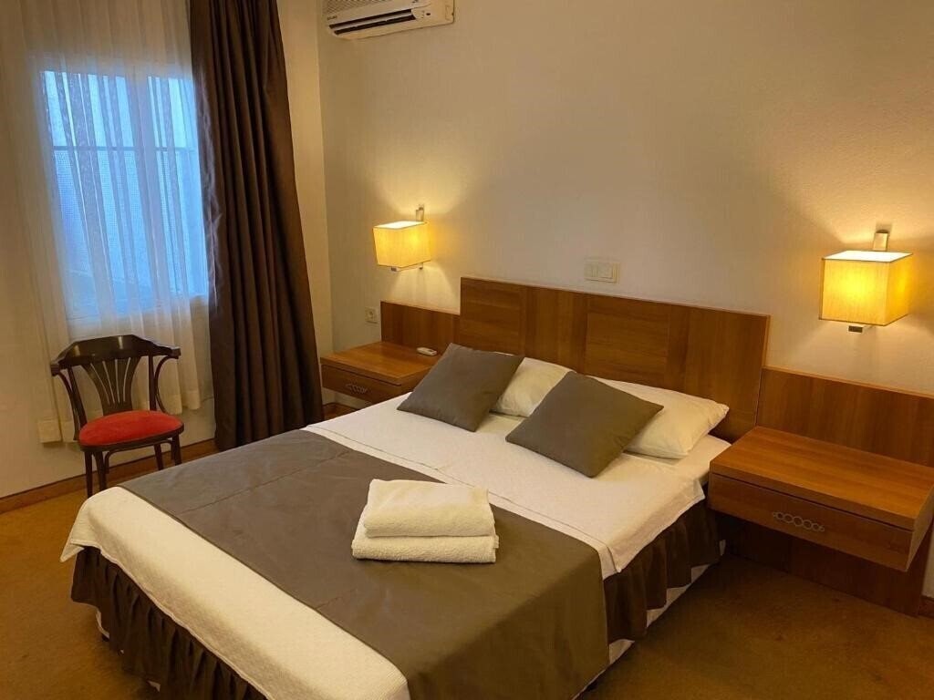 Фотография Melis Hotel 3*