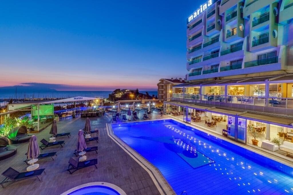 Фото Elite World Kusadasi (ex. Elite World Hotel Kusadasi, Marina Hotel Kusadasi) 5*
