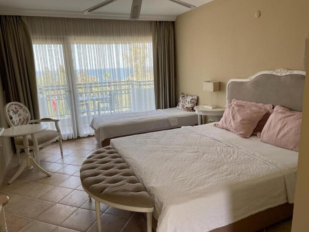 Изображение Carina 3*