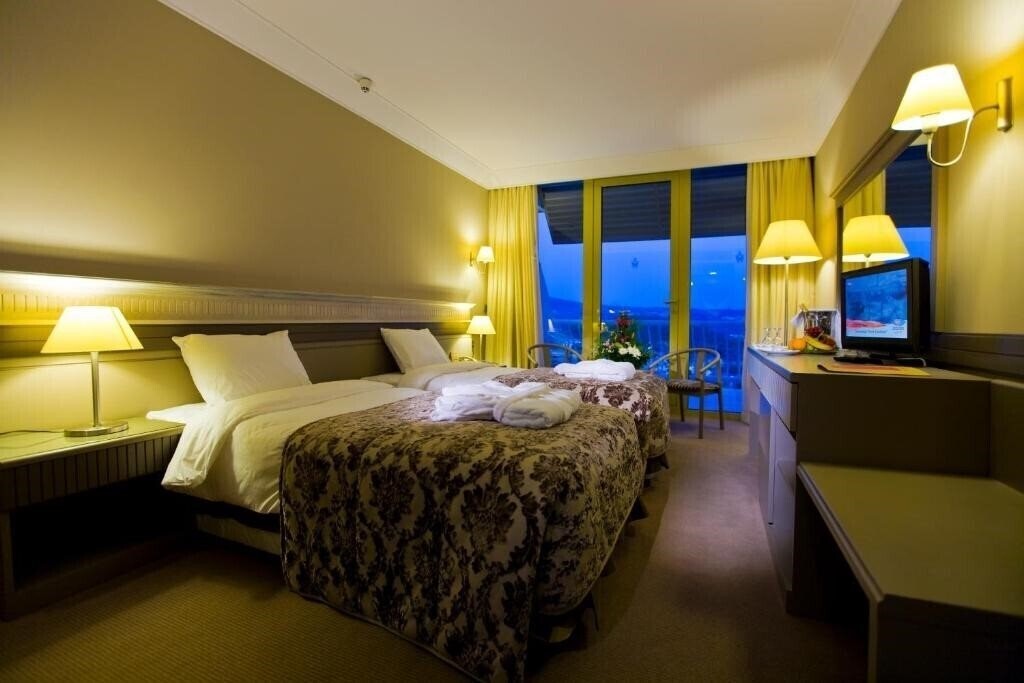 Фото Fantasia Hotel DeLuxe 5*