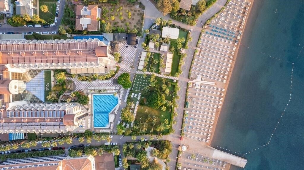 Отель Aqua Hotel 5*
