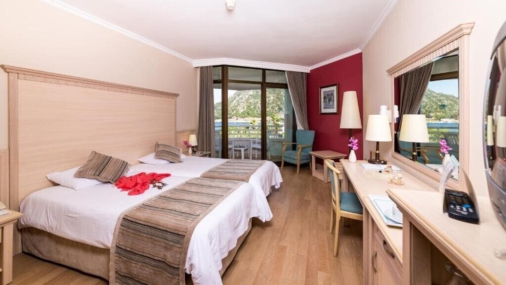 Фото Aqua Hotel 5*
