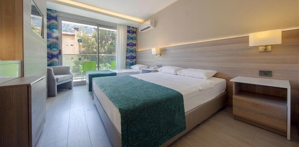 Фото Idas Hotel 4*
