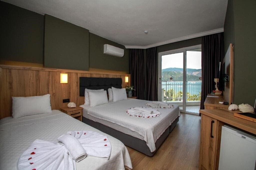 Фотография Yuvam Hotel 3*